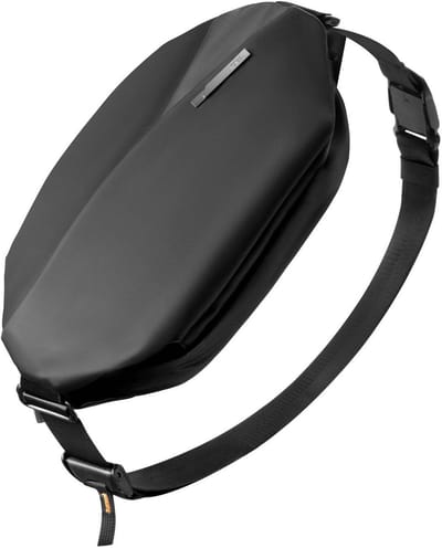 Inateck LB03014 Slingtas, stijlvolle crossbodytas met verstelbare schouderriem, spatbestendige borstzakken voor mannen en vrouwen, multifunctioneel heuptasje voor reizen, sportschool, fietsen, werk, sport