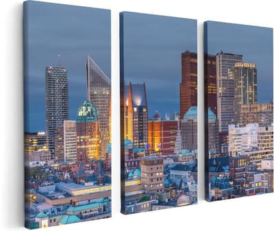 Artaza Canvas Schilderij Drieluik Den Haag Skyline met Wolkenkrabbers - 120x80 cm - Wanddecoratie Woonkamer - Schilderijen - Muurdecoratie