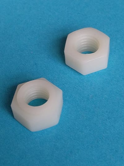 (12 STUKS) M12 ZESKANTMOER ZELFBORGEND NYLON (POLYAMIDE PA 6,6)