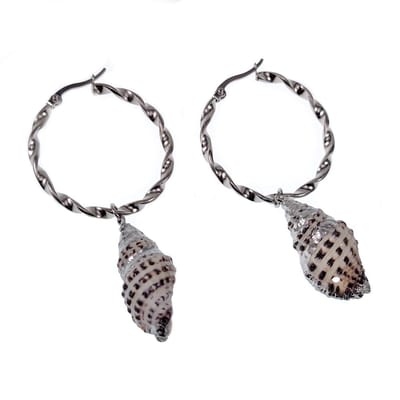 ∅35mm Wokkel Oorringen Dames - Stalen Zilverkleur - Gedraaide Oorbellen met Schelp Hanger