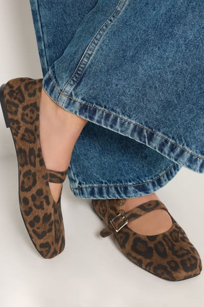 Yours Bruine Mary Jane Flats Met Luipaardprint En Gespdetail In Brede Epasvormsize 37EEE