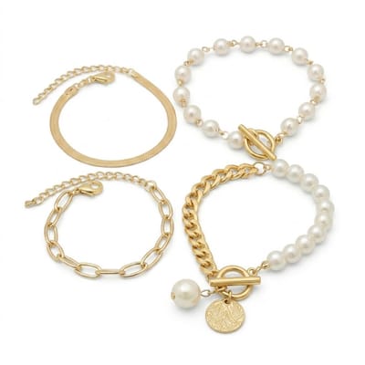 Set van 4 goudkleurige dames armbanden met imitatieparels, schakels en muntbedel – combinatie van parel- en schakel armbanden