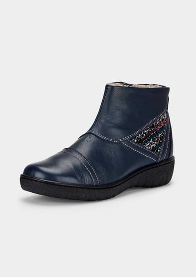 Enkellaarsjes met modieus inzetstuk van bouclé - marine - Gr. 36 van Goldner Fashion