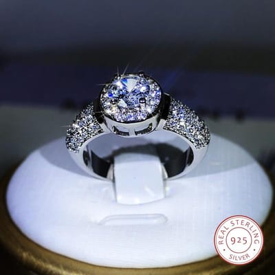 Zilveren Klassieke Gipsofila Ingelegd Met Grote Zircon Witte Kristallen Ring Voor Vrouwen Feest Bruiloft Verloving Kubieke Zirconia Ring 7 gray