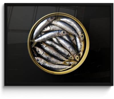 Poster in lijst - Fotolijst 70x50 cm - Posters - Sardines - Vissen - Rond - Zwart - Posterlijst zwart - Decoratie - Wanddecoratie woonkamer - Muurdecoratie slaapkamer