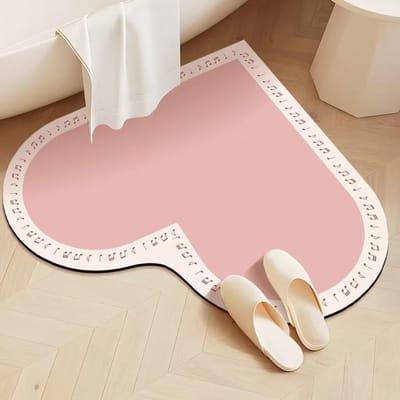 Hartvormige Badkamervloermat Diatomeeënaarde Absorberende Mat Sneldrogend Speciale Vorm Badkamer Toilet Deur Antislip Mat 50*50cm white
