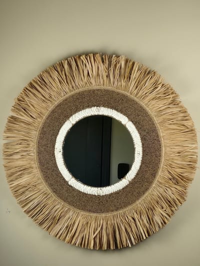 Blitzdeco - Wandspiegel - Monique - Raffia Kralen Schelpen - Beige/Wit - Handgemaakt Uniek - 70CM