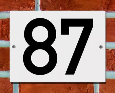 Huisnummerbord Wit - Nummer 87 - 15 x 12 cm - incl. bevestiging | - naambord - nummerbord - voordeur