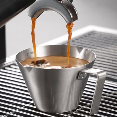 Espressobeker met handvat, roestvrijstalen espresso-accessoires, dubbele tuit metalen maatbeker met dubbele schaal, espresso shotglas met V-vormige mond, 3.4 oz/100 ml