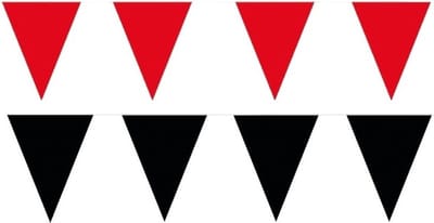 Feest versiering punt vlaggetjes pakket - 120 meter - rood en zwart - slingers / vlaggenlijnen - kunststof - buiten/binnen