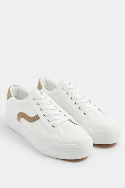 Yours Witte Imitatieleer Sneakers In Extra Brede Eeepasvormsize 37EEE