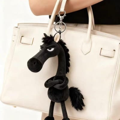 Nieuw Schattig Cartoon Paard Sleutelhanger Fantasie Stijl Ambachtelijk Gemaakt Pony Met Sjaal Gevuld Simulatie Paard Kamerdecoratie black