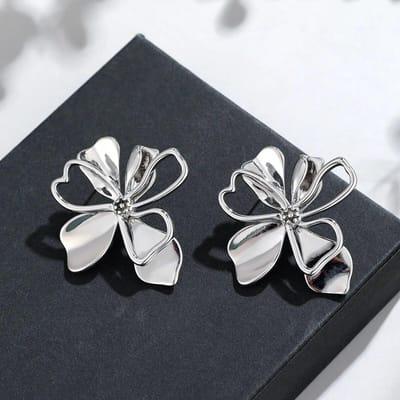 Vintage Metal Goud Zilver Kleur Grote Bloem Hangende Oorbellen voor Vrouwen Mode Bloemige Statement Oorbellen Sieraden zilver