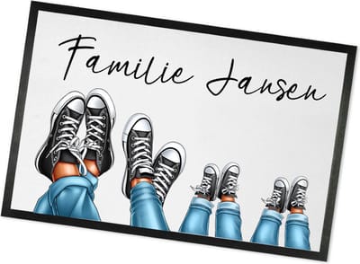 Deurmat met Familienaam | housewarming cadeau | Deurmat Gezin Sneakers | Leuk Cadeau voor een gezin | 70x50cm | Sneakers Donkergrijs