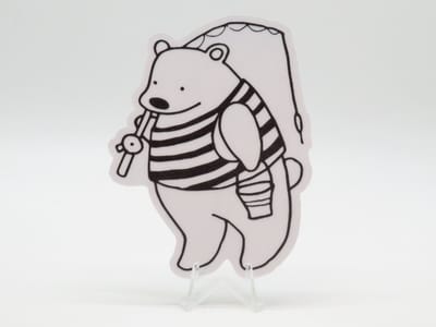 Vissende Beer Sticker - Dieren in het Dagelijks Leven | Vera's Arts & Dice | Schattige Stickers - Handgemaakte Stickers - Journaling - Bullet Journal - Scrapbooking - Leuke Stickers - Laptop Sticker - Telefoon Sticker