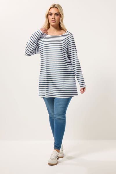 Yours Tshirt Met Witte Strepen, Studs En Lange Mouwen Size 44