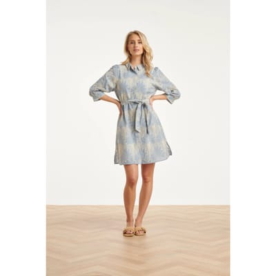 Smashed Lemon Lichtblauwe jurk met witte broderie print |