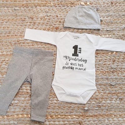 set romper mama baby met tekst eerste moederdag je doet het geweldig grijs 74-80 jongen meisje