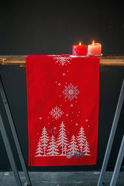Vervaco - Loper kit - Kerst - Kerstbomen en bosdiertjes - PN-0171573 - Borduren - Borduurpakket - Borduurpakket volwassenen - Borduurpakket kind