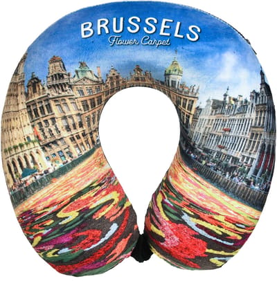 Robin Ruth - Nekkussen - Brussel - Grand place - Reis kussen - Voor Auto en Vliegtuig