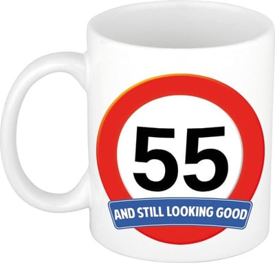 Koffie mok / cadeau beker - 55 jaar - verjaardag - still looking good - wit - stopbord - 300 ml - keramiek