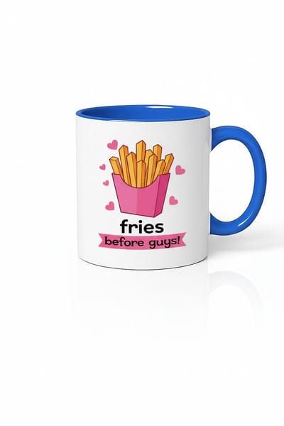 Koffiemok "Fries Before Guys" - Grappige Frietjes Mok met Blauwe Rand - Uniek Cadeau