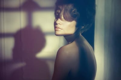 Dream woman – 120cm x 80cm - Fotokunst op PlexiglasⓇ incl. certificaat & garantie.