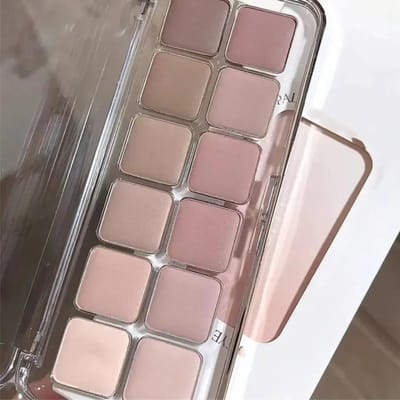 Oogschaduwpalet met lage verzadiging 12 kleuren Alle matte Koreaanse thee Abrikoos Oogmake-uppalet Dagelijkse make-up Langdurige oogschaduw