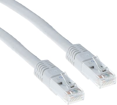 ACT Witte 5 meter U/UTP CAT5E patchkabel met RJ45 connectoren IB5405
