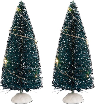Feeric Christmas Kerstdorp mini kerstboompjes - 2x st - 15 cm - verlicht - 20 witte LED lampjes - kleine kerstdorp boompjes