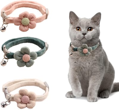 3-delige set kattenhalsbandjes met belletje en bloemetjes-verstelbaar-suède-schattig-geschikt voor puppy's of katten-roze-wit-groen-S-19-32cm