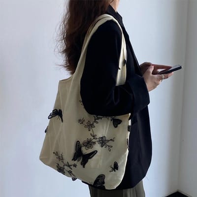 Retro draagtas in Chinese stijl voor dames Nieuwe stijl geborduurde vlinder kant tas casual canvas tas literaire student schoudertas black