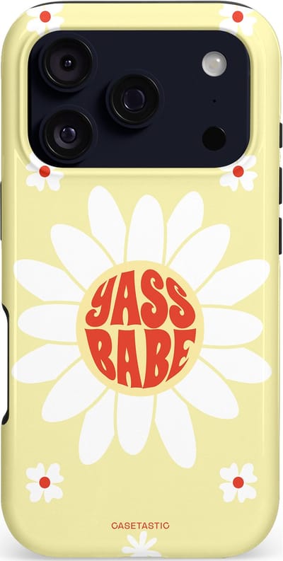 Casetastic hoesje geschikt voor Apple iPhone 17 Pro - MagSafe - Dubbellaagse bescherming - Yass babe - Fashion Case - Crème Wit