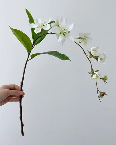 WiseGoods Luxe Jasmijn Plant Kunstbloem - Kunsttakken - Woondecoratie Kunstbloemen - Nepbloemen - Decoratie - Cadeau - Wit 80CM
