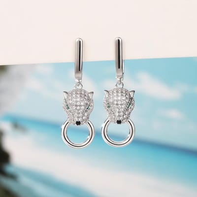 Huitan Dames Persoonlijkheid Luipaard Oorbellen met Groene Ogen Coole Meisjes Hangende Oorbellen Uniek Cadeau Statement Sieraden Drop Shipping white