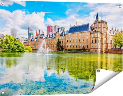 Gards Tuinposter Binnenhof met het Hofvijver in Den Haag - 90x60 cm - Tuindoek - Tuindecoratie - Wanddecoratie buiten - Tuinschilderij
