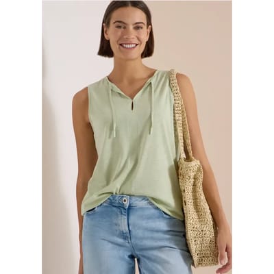 Top met split in de hals en bandjes