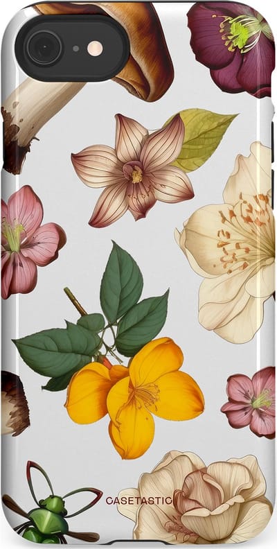 Casetastic Hoesje Geschikt voor Apple iPhone 7/8/SE - Stijlvolle Beschermende Duo-layer Case - Betovering in het bos