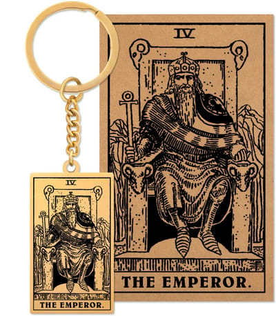 Tarot Sleutelanger IV: De Keizer / The Emperor - Op Cadeau Kaartje - Goudkleurig Stainless Steel - Grote Arcana uit Rider-Waite Geïnspireerd - Pax Amare