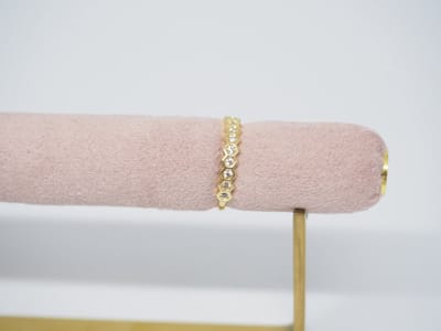 Honinggraat ring met steentjes | goud gekleurd | maat 16