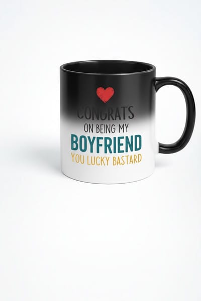 Magische Mok 'Congrats On Being My Boyfriend You Lucky Bastard' - Grappig Cadeau Vriend Hittegevoelig
