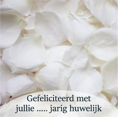 Luxe Bloemenkaartje - "Gefeliciteerd met jullie ... huwelijk" - Cadeaukaartje - Bloemenlabel - Kaartje - 7x7 cm - 20 stuks - Met Boorgaatje