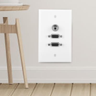 Panneau mural à plaque avec 2 ports VGA et une prise jack 3,5 mm pour installation Home Cinéma white