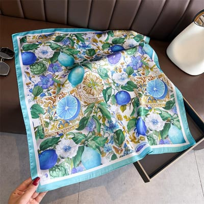 Mode Print Zijden Haarbanden Zomer Citroen Sjaal Dames Nieuw Elegante Bandana Nekdoek Hoofdbanden Foulard Dames Sjaals 70x70cm blue