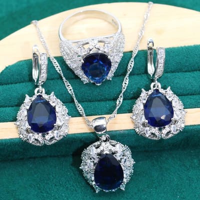 Nieuwe Bestverkopende Bruidssieraden voor Bruiden in Europa en de VS Dames Luxe Zirkonia Ring Ketting Oorbellen 8 yards