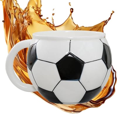 Voetbal mok - Thema beker - Warme dranken - 3D voetbaldesign - 880 ml - Zwart wit
