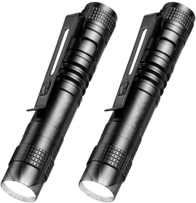 OUYLAF Zaklamp - Zaklamp LED Waterdicht - Militaire Zaklamp - Zaklamp Led - Zwart - Op Batterijen - 50-100m Zicht - Zwart - 2 stuks