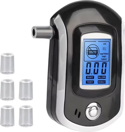 medj- Digitale Alcoholtester – Alcoholtesters - Blaastest Alcohol – Alcoholmeter – Geschikt voor o.a. Nederland, Frankrijk en België – Inc. 4 Extra Mondstukjes - Oplaadbaar