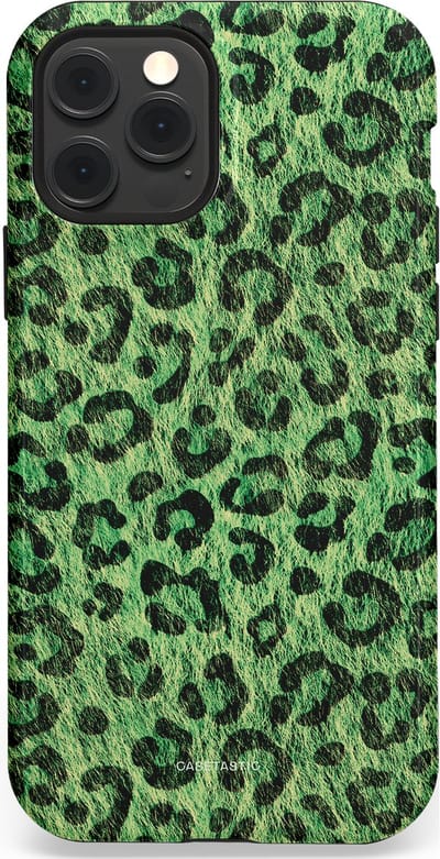 Casetastic hoesje geschikt voor Apple iPhone 12 / Apple iPhone 12 Pro - MagSafe - Dubbellaagse bescherming - Groene Panterprint - Fashion Case - Donkergroen Zwart