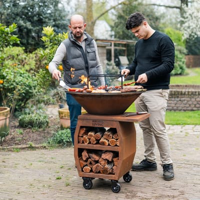 RJRoyal Living Plancha grill BBQ Companero XXL cortenstaal 2.0 grillring met houtopslag vuurschaal buitenkeuken grillring corten staal